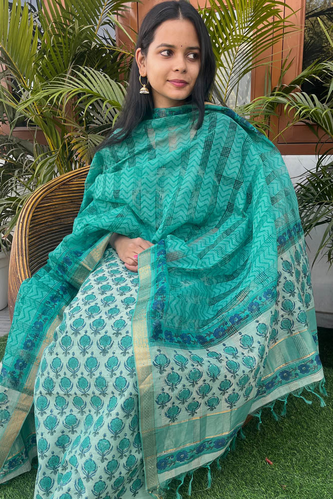 Elegant Green Handwoven Mangalagiri Silk Cotton Saree