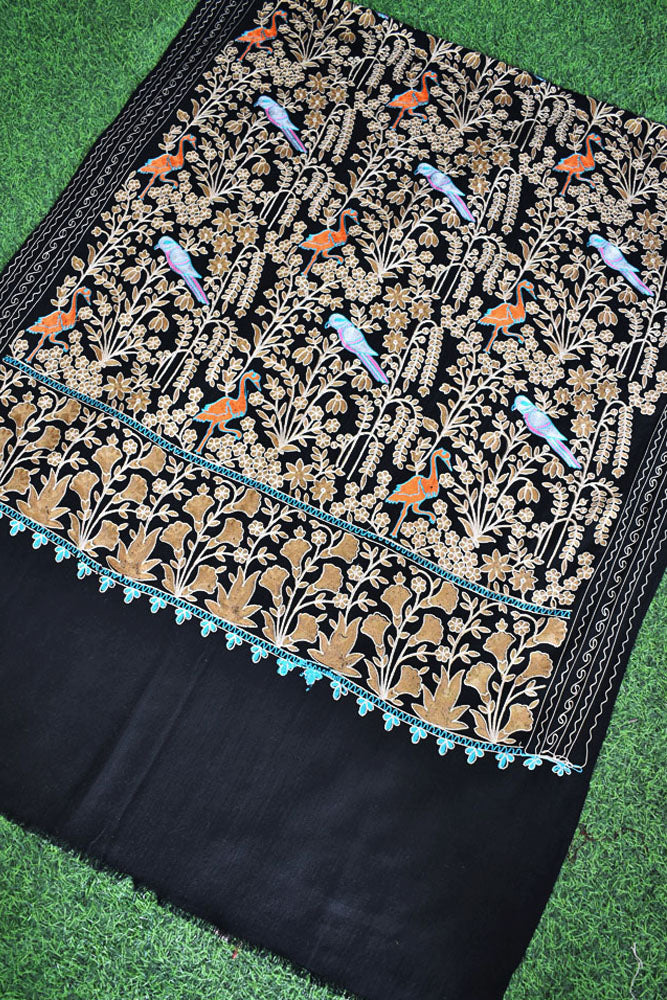 Intricate Jaal work Aari Embroidery Woolen Stole from Kashmir