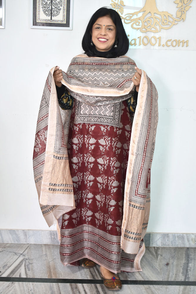 Bagh Hand Block Printed unstitched 3 pcs Handwoven Maheshwari suit fabric with Zari borders & Lagdi ( zari palla )