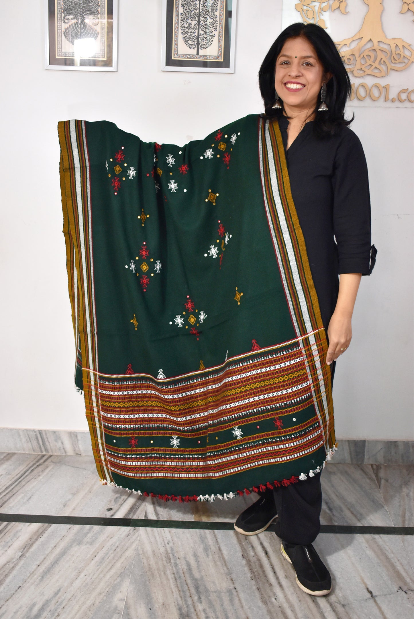 Handwoven Bhujodi Mirror Work Wool Stole / Shawl