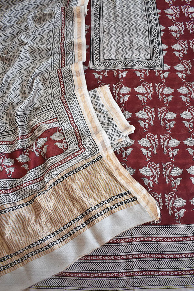 Bagh Hand Block Printed unstitched 3 pcs Handwoven Maheshwari suit fabric with Zari borders & Lagdi ( zari palla )