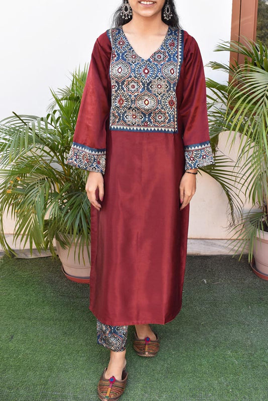 Beautiful Mashru Silk Kurta with Ajrakh patch Kutch & mirror work size with Mashru pant - 38 - 44