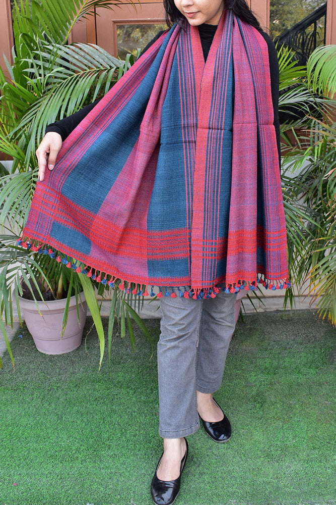 Warm Handwoven Bhujodi Handwoven Pure Wool stole with tassels