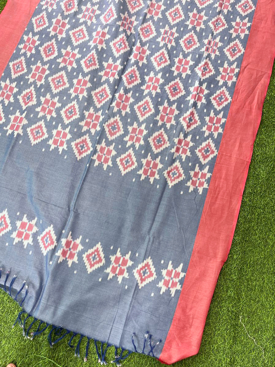 Designer Handwoven Mercerized Cotton Ikkat Dupatta