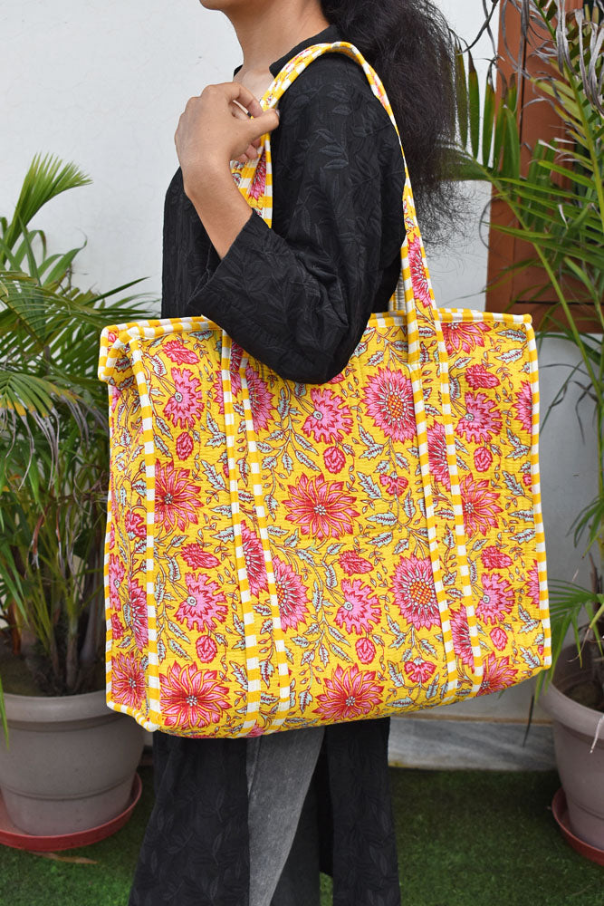 HANDCRAFTED SANGANERI QUILTED COTTON TOTE BAG