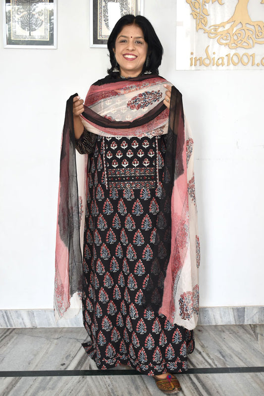 Beautiful  Cotton Unstitched Suit with  Neck patch, Intricate Hand Embroidery & Block print chiffon dupatta