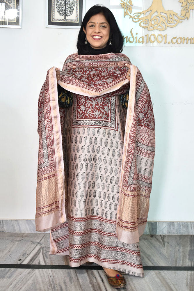 Bagh Hand Block Printed unstitched 3 pcs Handwoven Maheshwari suit fabric with Zari borders & Lagdi ( zari palla )