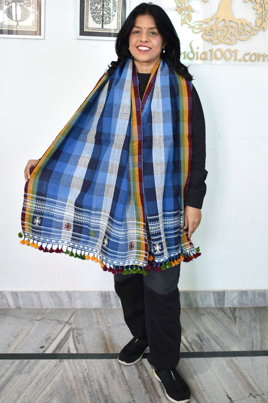 Warm Handwoven Bhujodi Handwoven Pure Wool stole with tassels