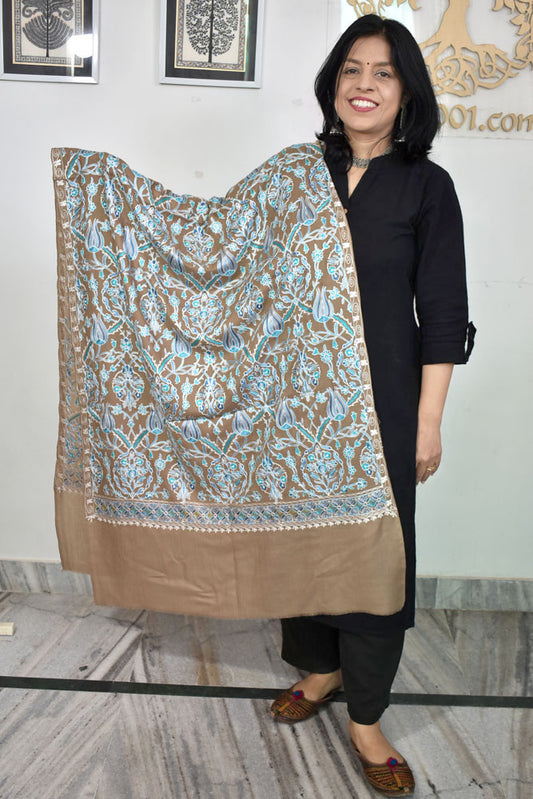 Intricate Jaal work Aari Embroidery Woolen Stole from Kashmir