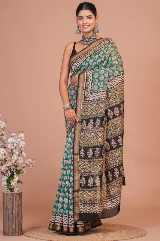 ज्यामिति : Elegant & Classic Hand Block Printed Bagru Maheshwari Silk Cotton Saree