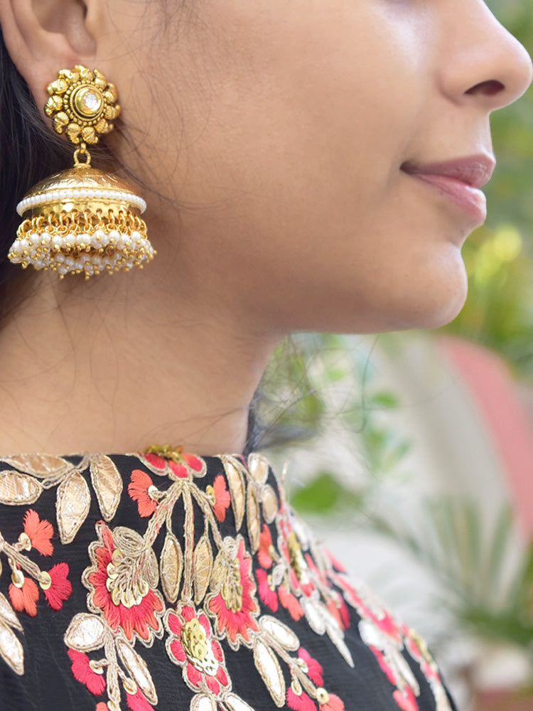 Golden Sati Pearl Jhumkas – Joyero Nes